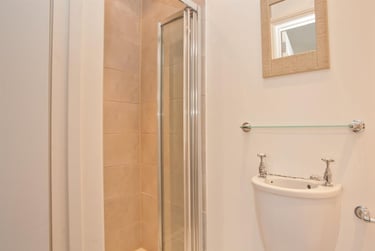 5 bed house, Elcot Avenue, Peckham, London, SE151QB - Image 10